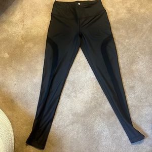 90 degrees leggings with mesh panels size small